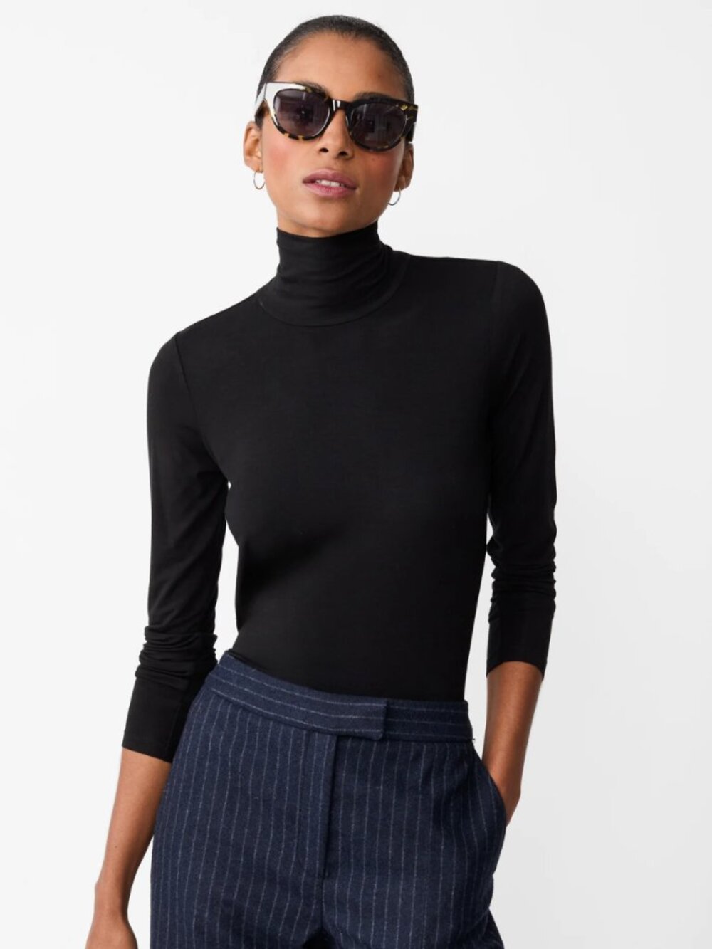 J. McLaughlin Nadia Turtleneck Black Tissue Thin Stretch Basic Top Medium